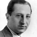 Jay Adler als Waiter
