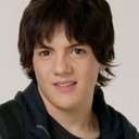 Matthew Knight als Jimmy Mundell