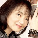 山崎ハコ als Momo