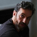 Santino Credali als Detective Meunier