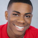 Noah Abbott als The Ghost