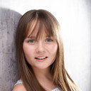 Maya Gallagher als Victorian Girl