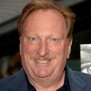 Jeffrey Jones als Eddie Barzoon