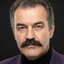 Tahsin Koray als Adnan Bıçakçı'nın Adamı