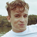 Beau Minniear als Dean