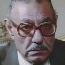 Ali ElGandour als Ismail - Mona's father