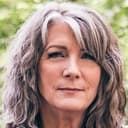 Kathy Mattea als Woman with Concealed Guns