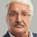 Salih Kalyon als Dr. Ibrahim