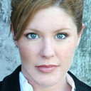 Jillian O'Neil als Woman with Sweater (uncredited)