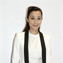張天愛 als Sing Lam