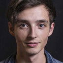 Denis Šafařík als Milous