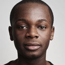 Anthony Aje als Newspaper Boy (House of Lords)