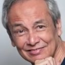 Jim Paredes als 