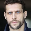 Quentin D'Hainaut als Yuri