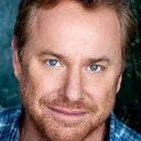 Jimmy Shubert als First Detective