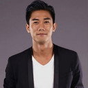 Desmond Tan als 