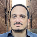 Dion Labriola als Self