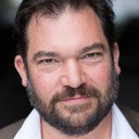 Rory Wilton als The Captain