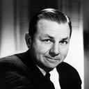 Alvy Moore als Room Service Waiter