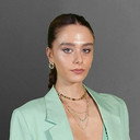Seray Özkan als Çagla Soysalan