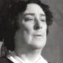 Margaret Yarde als Mrs. Kemp