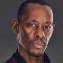 Terrence Clowe als Scrooge / Mr. Peterson