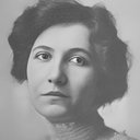 Florence Radinoff als Mrs. Marsham