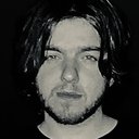 Rob Winward als 999 Operator (Voice)