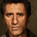 Cliff Curtis als Hamid Baraheri