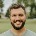 Josh Ellen als The Hunter