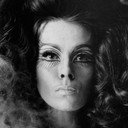 Susanne Widl als Nellie (segment "Lust")