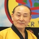 Hwang In-shik als Japanese Fighter