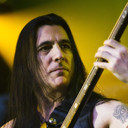 Joey DeMaio als Self - Bass