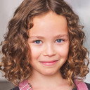 Alice Halsey als Laura Ingalls