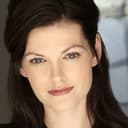 Kate Shindle als Beth Peters