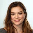 Sophie Cookson als Pippa