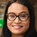 Samantha Govender als Vasi