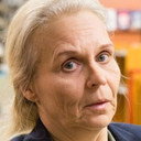 Goele Derick als Annemie Lutz