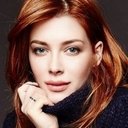 Elena Satine als Ellie Green