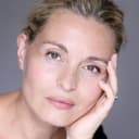 Émilie Favre-Bertin als Taxi Driver