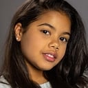 Alison Fernandez als Becky