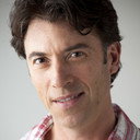 John Glass als TV Executive
