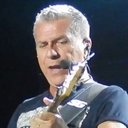 Kiko als Guitarra, Voz