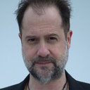 Jesse Lenat als Todd Rungren