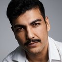 Pravessh Rana als DCP Farhan Khan