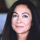 Σμαράγδα Σμυρναίου als Christina Chatzi