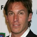 Dan Cortese als John