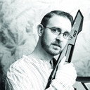 Rob J Madin als Idris