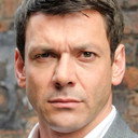 Gray O'Brien als 'Casualty' Doctor