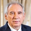 François Bayrou als Self